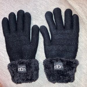 UGG Gloves